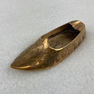 Brass Floral Engraved Priest Shoe Petite Ashtray 3.5” India